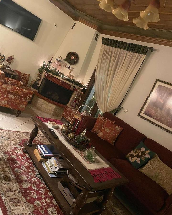 Valentini Guesthouse Карпенисион Экстерьер фото